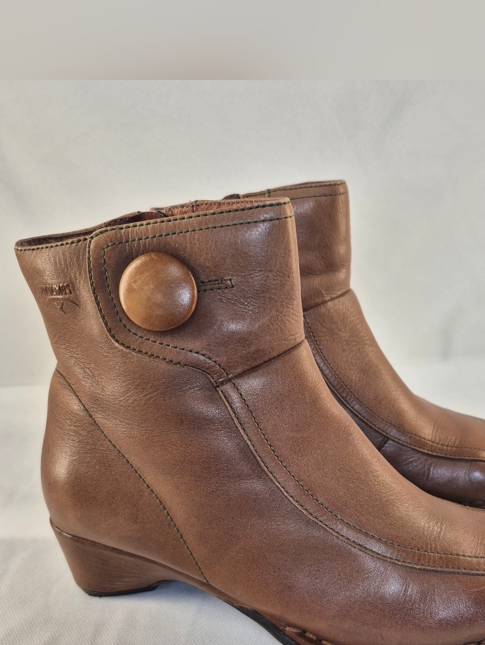 Pikolinos Women's 37/US 6.5-7M Tan Leather Ankle Boots Low Heel